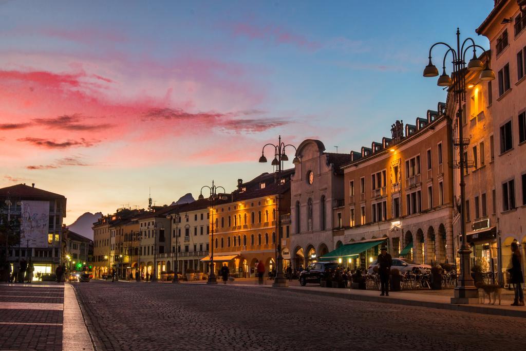 Hotel Europa ベッルーノ エクステリア 写真